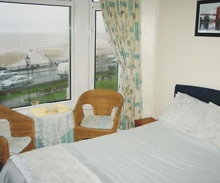 Pembroke B And B Guest Accomodation Bridlington Eksteriør billede